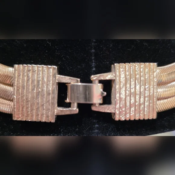 Gold-tone Multi-strand Herringbone or Flat Snake Chain Necklace w/ Box Closure - Picture 4 of 10